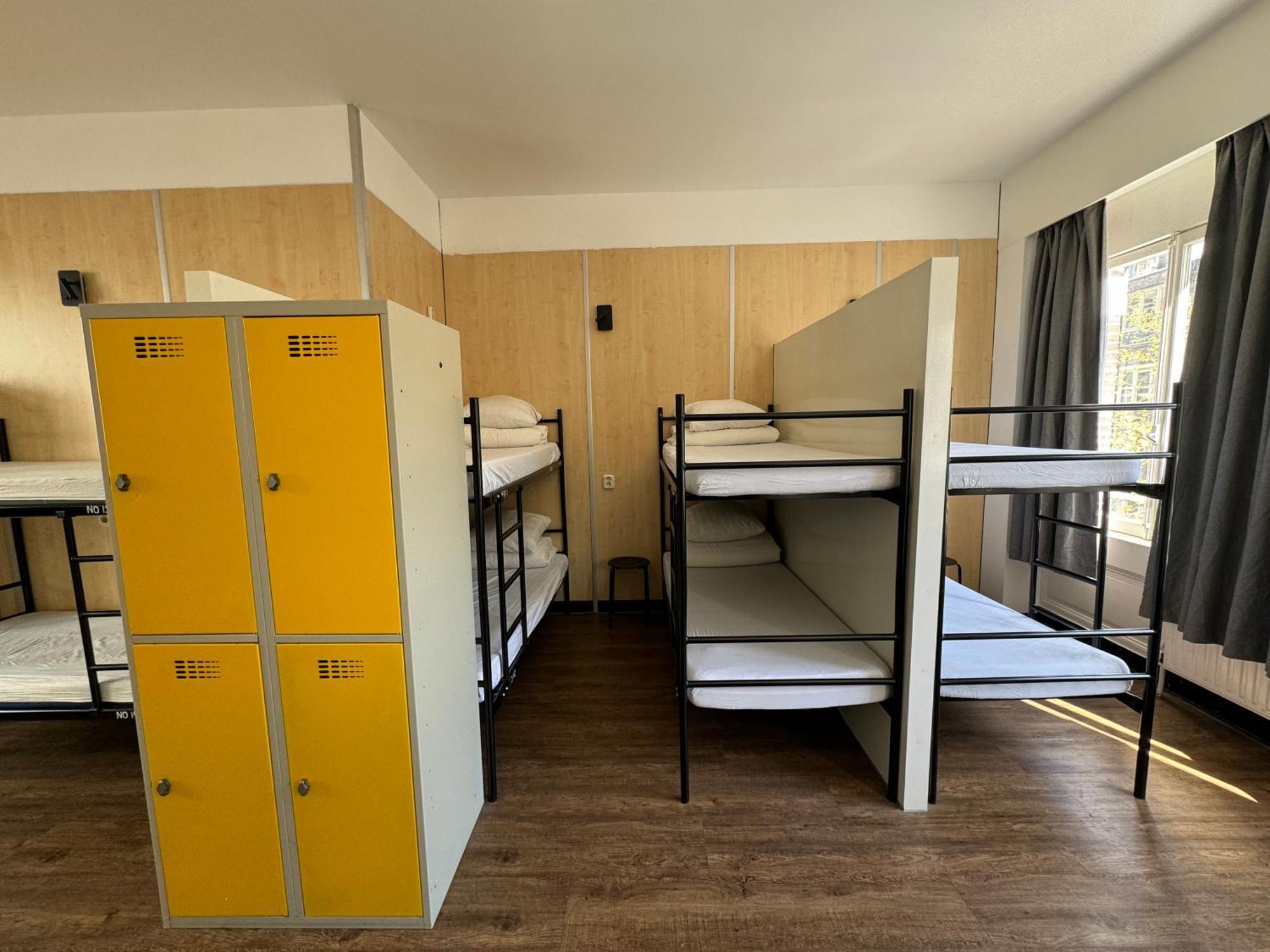 Xplore Hostel Amsterdam Bagian luar foto